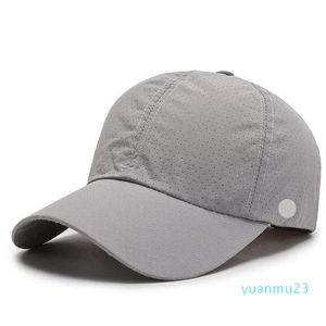 LL Snapbacks Кепки для йоги Мужские и женские бейсболки Модные быстросохнущие тканевые солнцезащитные кепки Пляжные виды спорта на открытом воздухе Сплошной цвет 05