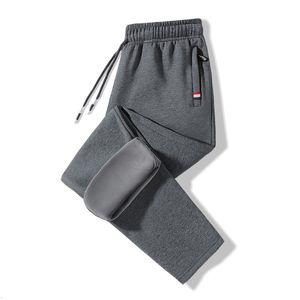 Calça masculina calça masculina inverno mais algodão quente de veludo calças lisas de perna reta de tamanho grande m-5xl de cor sólida esportes casuais homens 230320