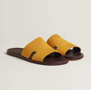 Słynny projektant na świeżym powietrzu Slipper Izmir Sandals Boys Fashion Paris Slajdes Heritage Calfskin Wysoka jakość Izmir Casual Flip Flop Man Duży rozmiar 38-46 z pudełkiem