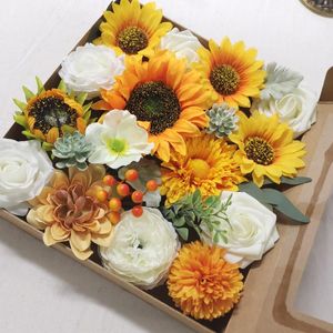 Decorative Flowers Boxed European Style Wedding Party Artificial Flower Gift Box Proposal Bride Holding Sunflower DIY Handmade