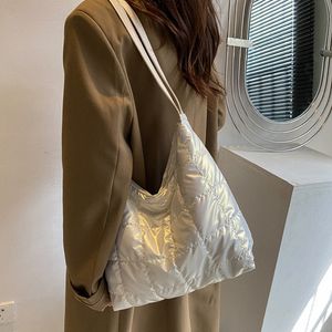 Borse da sera Winter Space Cotton Tote per donna Warm Down Shoulder Jacket Borsa Luxury Lady Shoppng Armpit Purse sac 230320