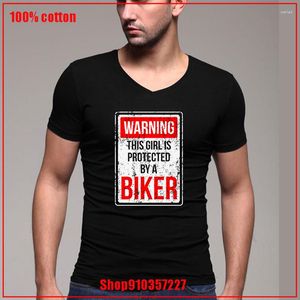 Camisetas para hombres Moda de vestimenta única Esta chica está protegida por un biker en V de alta calidad de algodón de algodón de algodón de algodón suelto