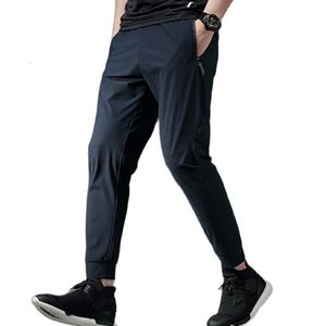 Pantaloni da uomo Lunu Sport ad asciugatura rapida Seta di ghiaccio Elastico Traspirante Corsa Fitness Cintura per il tempo libero 230317