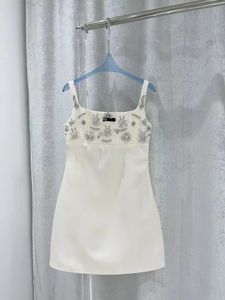 Designer Diamond in stile Diampe da donna Abito da festa leopardata in bianco - camicie senza maniche, top e gonne piatte. Ospettili sottili per abiti da matrimonio alla moda elegante