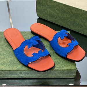 Designer-Slide-Sandale mit Ausschnitten für Damen, flache Wildleder-Sandalen, Haus-Lady-Slides, Sommer-Strand-Schuhe, Gummisohle, Blau, Orange, Rot, Lila