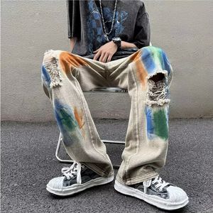 Jeans da uomo DEEPTOWN Strappato Graffiti Uomo Foro Pantaloni dritti in denim Pantaloni larghi streetwear Maschile Moda casual Punk Hip Hop Primavera 230320