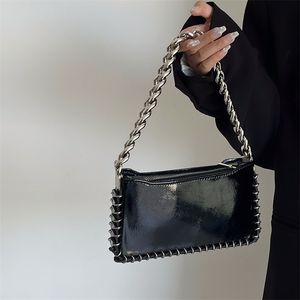 Evening Bags Womens Chain Underarm Shoulder Bag Glossy Patent Leather Girls Small Square Messenger Fashion Allmatch Purse Handbags 230320