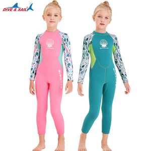 Roupas de mergulho seca femininas maiô de mergulho de traje de mergulho de 2,5 mm de neoprene garotas de manga longa de manga longa roupas de banho de casas de banho para água fria 230320