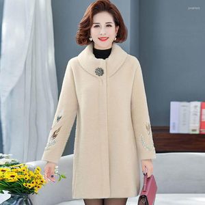 Women's Knits Women 2023 Winter Fashion Middle-aged Mink Velvet Coats Female Mid-long Loose Outwear Ladies Floral Embroidery Warm Jackets