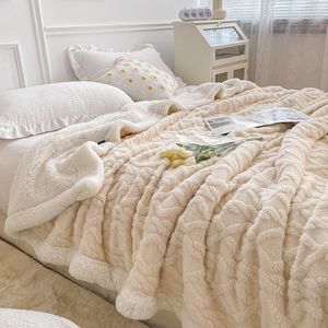 Blankets Plaid Warm Bed Blanket Adults Children Lamb Wool Blankets Solid Color Nap Air Conditioning Blanket Soft Batch Shoulder Blanket 230320