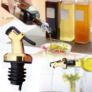 Other Kitchen Tools Oil Bottle Stopper Lock Plug Seal Leak-proof Food Grade Rubber Nozzle Dispenser Sprayer Wine Pourer Kitchen Soy Sauce Vinegar