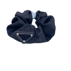 Handgjorda tjocka nylon kvinnor gummiband hårtillbehör damer hem smycken kvinna scrunchies för flickor 8-12 triangel form dekorera hårband enkel zb055 e23