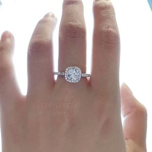 Diamants Legers Ring для женщины -дизайнера для мужчины Diamond Fine Silver Gold.