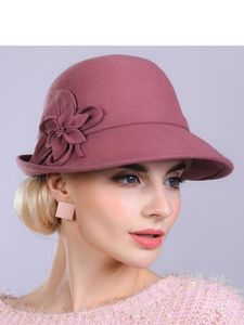 Berretti Donna Autunno E Inverno Cappello Formale da Festa Inghilterra Moda Eleganti Cappelli Irregolari in Feltro di LanaBerretti