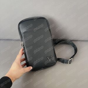 Kadın Avenue Crossbody Bags Luxurys L Omuz Çantaları Tasarımcı Fanny Pack Under Emblbag Erkekler Bumbags Messenger Göğüs Tote Çanta 2303211bf