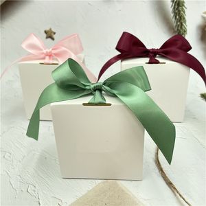 Другие мероприятия поставляют белую бумажную картонную коробку на заказ подарочной упаковки с лентой для свадебного душевого вечеринки 230321