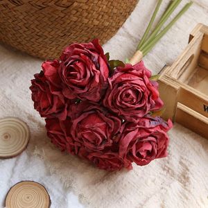 Dekoratif Çiçekler Simülasyon Kırmızı Kuru Yanan Gül Buklusu Yapay Sahte Düğün Pogerya Propları Ev Çiçek Düzenleme Dekorasyon