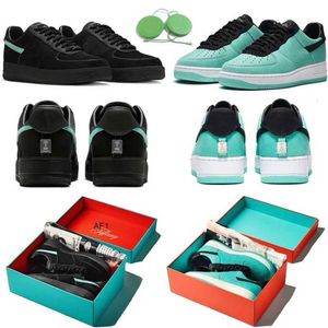 TIFFANY Blue Mens Running shoes 1837 FRIENDS AND FAMILY EXCLUSIVE Black Blue Multi Blue Color DZ1382-001 Men Women Trainers Sports Sneakers