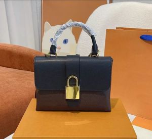 Top 2023 Luxury Locky BB Designer Bags Fashion Women Bag Подличная кожаная сумочка на плечах пакет мессенджер