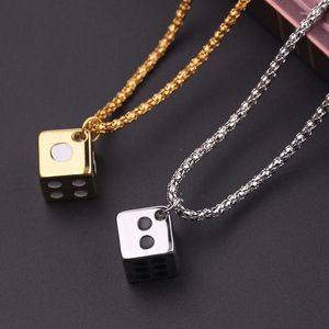 Pendant Necklaces Novel Couple Necklace Creative Dice Collar 24 Inch Long Chain Link Colliers Lovers Gift Matching Jewelry Accessories