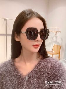 Eyeglasses Brand Fashion Designer Women Sunglasses Men Classic Round Large Frame Designer Polarized Sunglasses