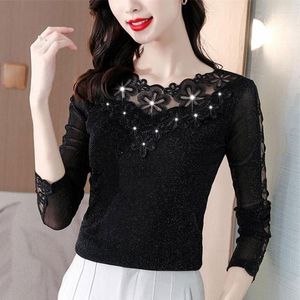 Kvinnors T-skjortor Fashion Lace T-shirt Spring Autumn All-Match Women's Diamonds Embrodery Elegant Hollow Out Straight Solid Color