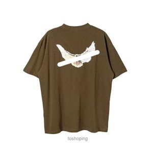 2023 Дизайнер Kanyes Classic Mens футболки Peace Dove Mens Mens Fashion High Street Tshirts Printing Clate