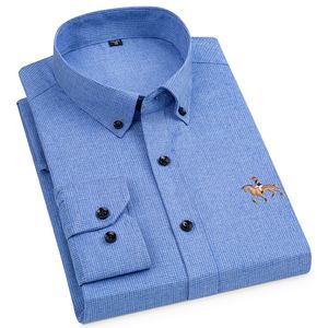Men's Casual Shirts Fashion Men's Dress Shirt Long Sleeve England Style Non-iron Horse Embroidery Solid Soft Wrinkle Slim Fit Button Shirts Man 230321