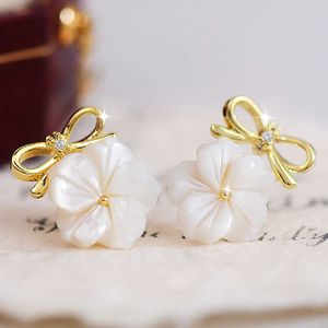 Charme 2022 Koreanische Sommer Neue Trend Temperament Bowknot Frauen Ohrring Natürliche Shell Blumen Mode Damen Stud Ohrringe Schmuck Geschenk G230320