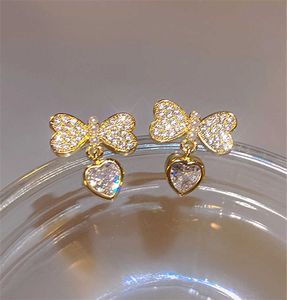 Urok Korei Korei Południowej w kształcie serca kolczyki perłowe 2023 Trend mody Słodka niszowa design Senior Sense Kolczyki bankietowe G230320