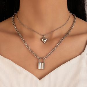 2023 Choker Klassische Schloss Anhänger Neckalce Charms Herz Multilayer Silber Farbe Legierung Metall Hochzeit Schmuck Geschenk Kragen