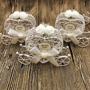 Другое мероприятие поставляет креативные свадебные поставки конфеты Sweet Love Party Favors упаковочная коробка оптом для брачного сувенирного года украшения 230321