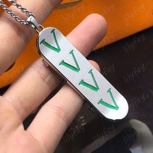 Fashion Skateboard Pendant Necklace Street Trend Titanium Steel Neckor Designer Jewelry Luxury Brand V Letters Love Ring 925 Silver New