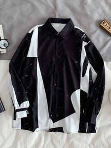 Camisas casuais masculinas punk preto camisa branca masculino de manga longa Primavera outono coreano de grande tamanho BF Print Print Print Vintage Designer Niche Blusa Feminina 230321