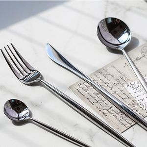 Conjuntos de utensílios de jantar 4pcs/conjunto de alta qualidade em aço inoxidável jantar faca garfo colher sobremesa espelho polido premium para bife de café leite de bebida