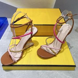 En yeni Roma sandalet en kaliteli metal anormal topuk gerçek deri dar bant elbise ayakkabıları moda tasarımcısı 9.5cm yükseklikte büyük boyutlu kadın sandal
