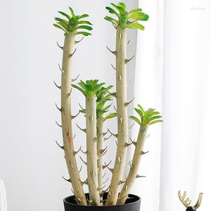 Fiori decorativi 1pc Cactus spinato artificiale Decorazione Piante della foresta pluviale tropicale Foglie di piante di plastica finte