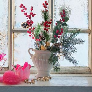Flores decorativas Brérias artificiais Ornamentos Decorações de Natal Multicolor Silk Flower Flower Flower Simulation Pine Needle Berry