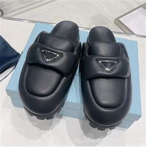 2023 Luxury Brand Triangle Logo Slippers Sandals Women Slippers New Fashion Designer Shoes Soft sheepskin Outdoor Beach Hotel Baotou Round Toe Thick bottom Non-slip