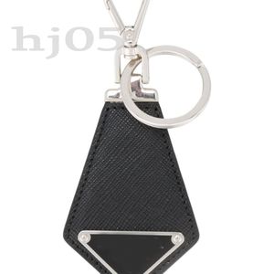 Portachiavi triangolo in metallo smaltato portafoglio accessori firmati distintivo forma cravatta materiale in pelle portachiavi elegante borsa da donna fascino moderno PJ056 B23