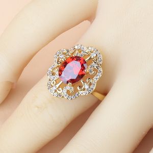 مجوهرات الزفاف مجموعات ملحقات ألوان دبي الذهبية AAA AAA Red Garnet Bridal للنساء سوار سحر وخاتم