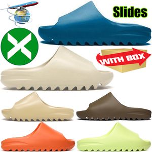 Schuhe Yeezzys Hausschuhe Männer Frauen Sliders Blue Bone Desert Sand Earth Brown Enflame Orange Glow Green Onyx Resin Soot Outroor Sneakers Trainer