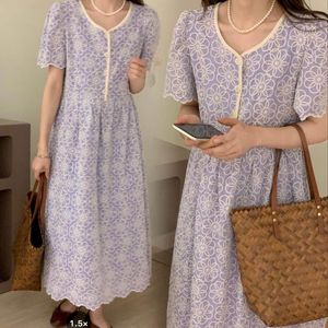 Casual Kleider Koreanische CHIC Schwere Stickerei Spitze Haken Blume Kurzarm Kleid Weibliche Knie Lange Sanfte Wind Lila Rock