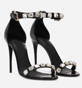 Summer 23s/s Brand Polished Sandals Shoes Women Rhinestones & Pearls Bow Calfskin Leather High Heels Party Dress Wedding Lady Walking EU35-43