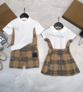 Set di abbigliamento Neonate Abiti firmati Abiti per bambini Set di abbigliamento di lusso Pantaloncini per ragazze Gonna Set di vestiti classici per bambini Abbigliamento per lettere Abiti a mezza manica