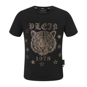 Plein Bear TシャツメンズデザイナーTシャツブランド衣料ラインストーンPPスカルメンTシャツラウンドネックSS TigerとPlein with Crystals Hip Hop TシャツトップTシャツ161214