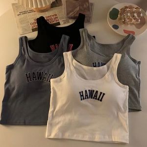 Damen-Tanks Camis ITOOLIN Frauen-Stickerei-Buchstaben-Tanktops mit BH-Pad Stricken Slim Camis Y2K Crop Tops für Frauen Sport-Tanktops 230322