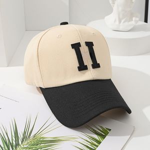 Vår- och sommarfärgsmatchande bokstäver Baseball Cap Kvinnlig Internet Kändis All-Matching Hat Shopping Solbeständig toppmössa Tidvattnet