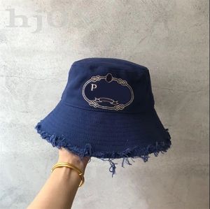 Black p bucket hat luxury p designer caps summer beach fashion gifts classic casquette white letters broken brim womens mens fisherman hat outdoor denim PJ052 C23