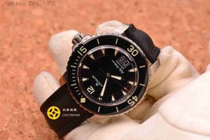 Seramik Titanyum Saat Zhonghe Blancpain Titanyum Siyah Mekanik Erkekler İzle 5050-12B30-B52A